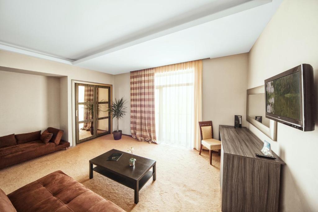 Cruise Hotel Tbilisi Rum bild